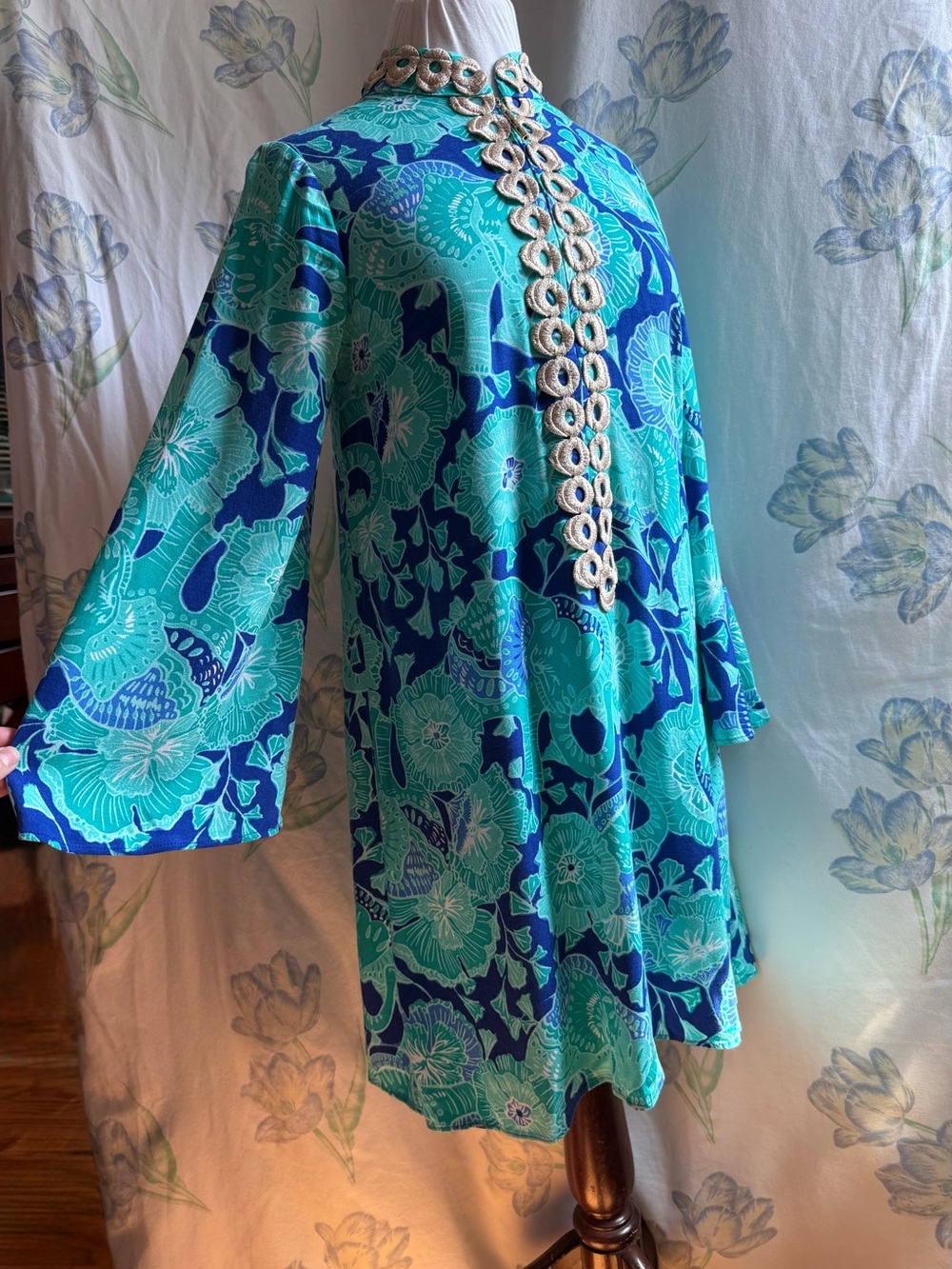 Bright Turquoise, Royal Blue & Gold Lilly Pulitzer Dress - Picture 4 of 16